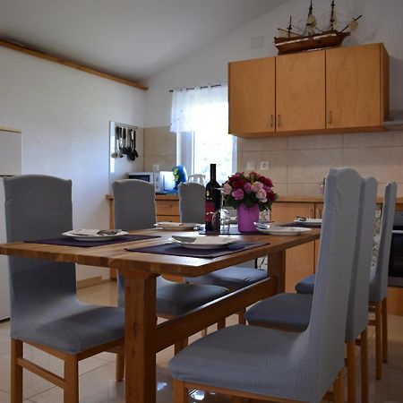 Apartment Gordana Pula Bagian luar foto