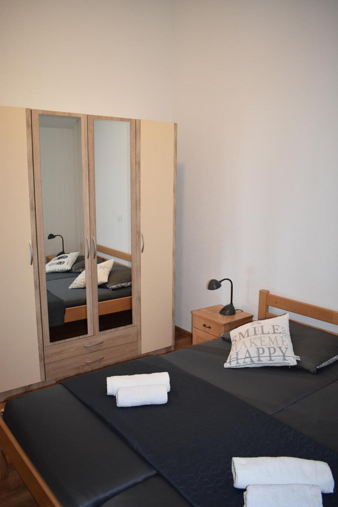 Apartment Gordana Pula Bagian luar foto